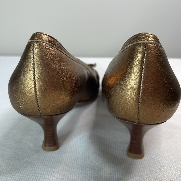 Naturalizer Bronze Metallic Kitten Heel Pumps Bow Toe Genuine Leather 8.5 - Picture 6 of 10